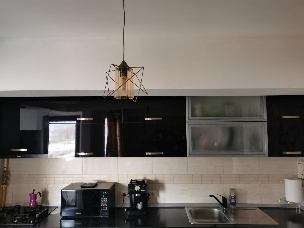 Apartament 3 Camere Râmnicu Vâlcea Eksteriør bilde