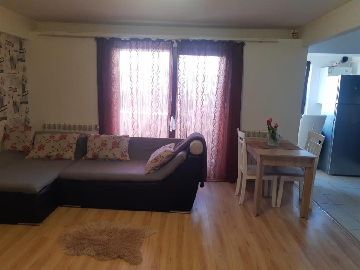 Apartament 3 Camere Râmnicu Vâlcea Eksteriør bilde